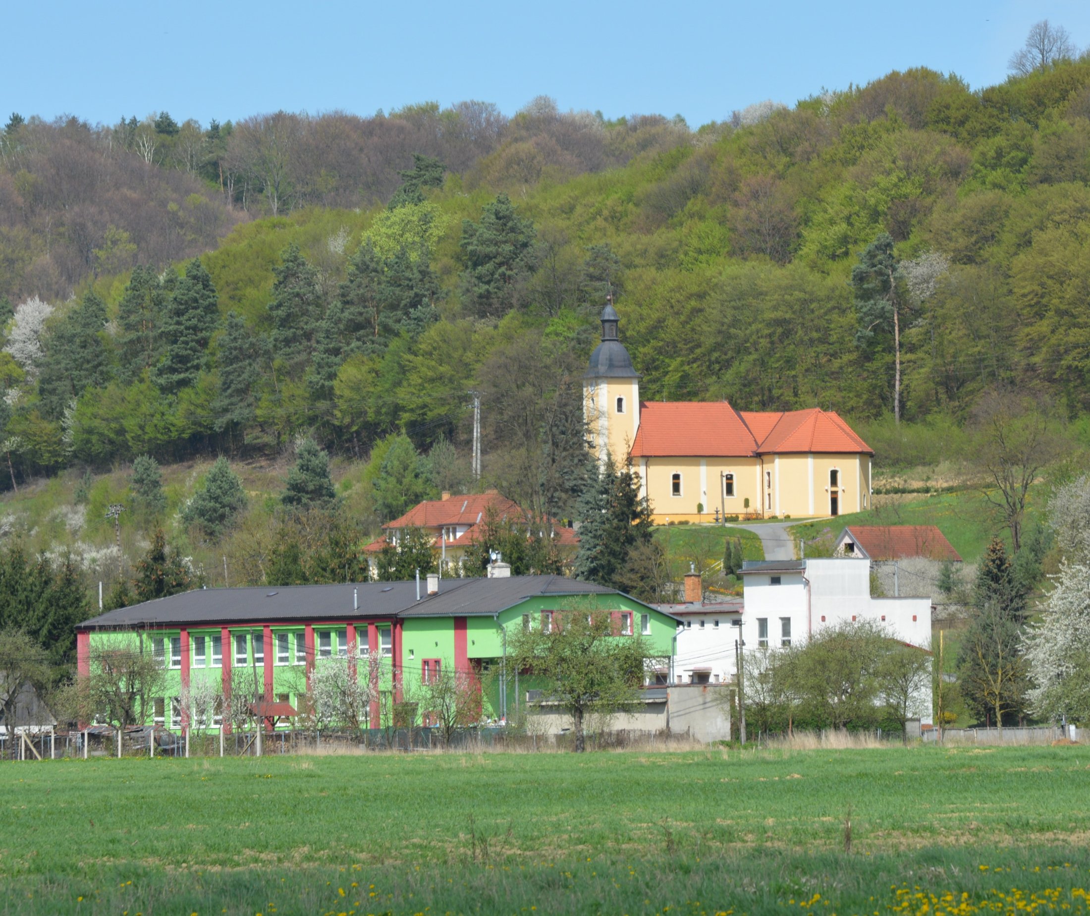 Panoráma obce Hrabovec